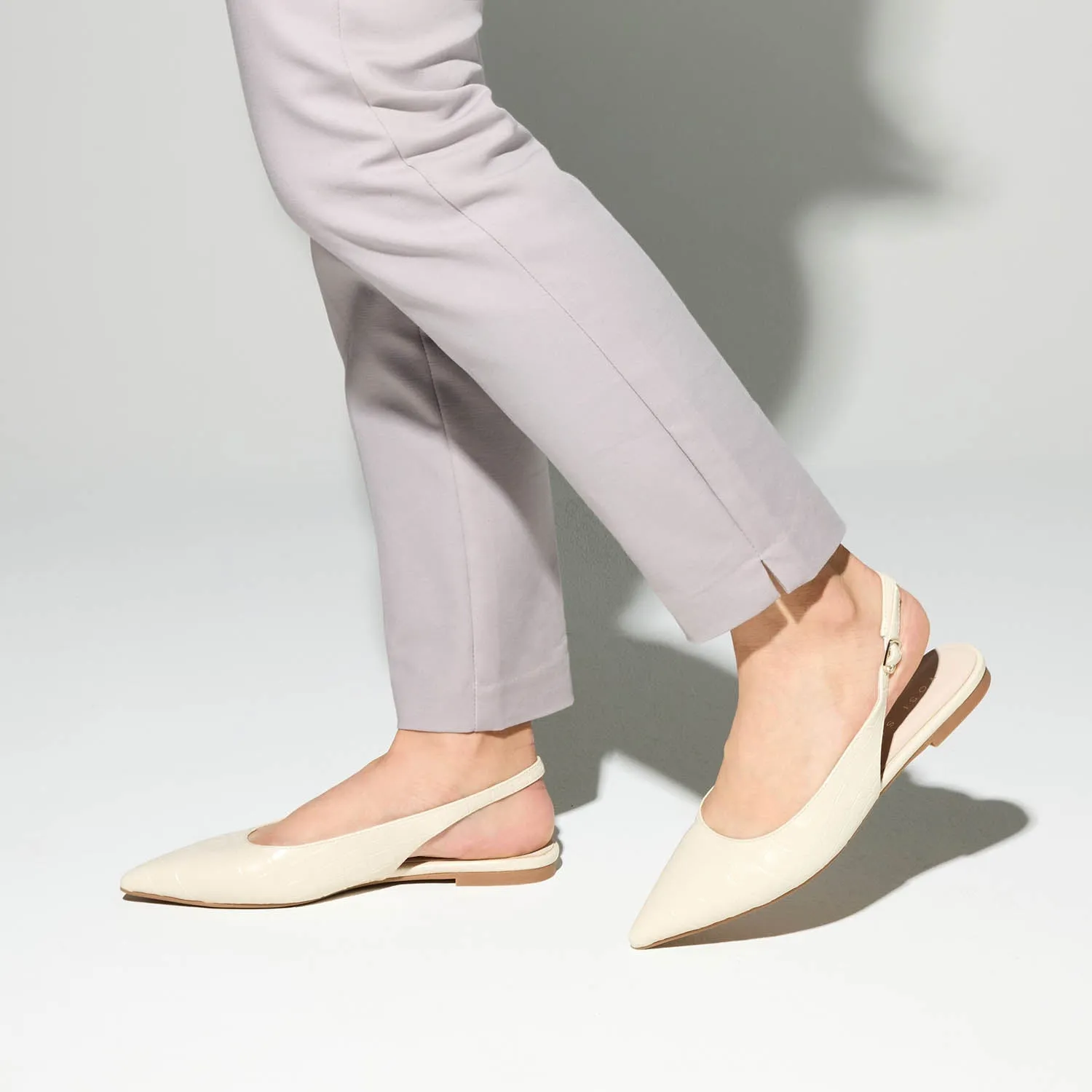 Vera Slingback Flat